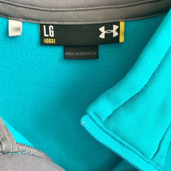 Under Armor Pullover - Picture 4 of 4